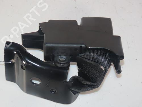 Used Seat buckle RENAULT CLIO III (BR0/1, CR0/1) 1.2 16V (BR02, BR0J, BR11, CR02, CR0J, CR11) (75 hp) 30892936