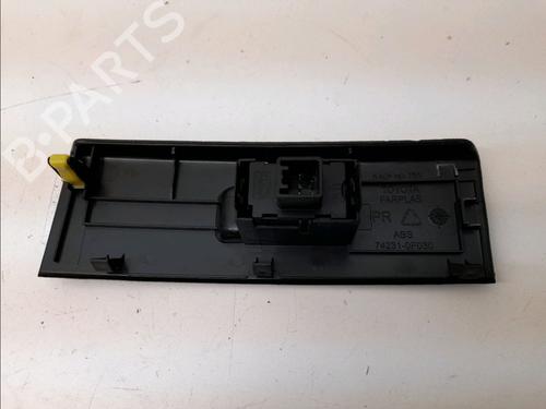 Used Switch Switch TOYOTA COROLLA Verso (ZER_, ZZE12_, R1_) 2.2 D-4D (AUR10_, AUR10R) (136 hp) 12070147 12070147