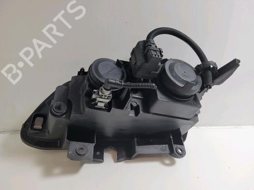 Right headlight RENAULT ESPACE III (JE0_) 2.2 dCi (JE0S) | BP9023398C29