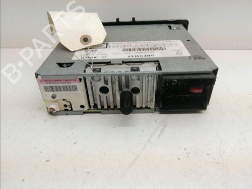 Used Radio RENAULT MEGANE III Grandtour (KZ0/1) 1.9 dCi (KZ0J, KZ0N, KZ1S) (131 hp) 13301778