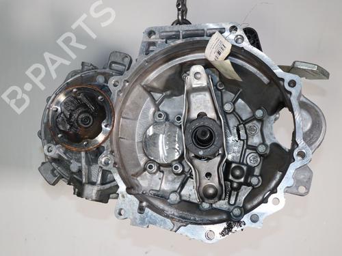 Used Gearbox VW T-ROC (A11, D11) 1.6 TDI (115 hp) 17086092