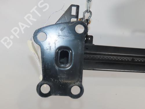 front-bumper-reinforcement-renault-megane-iv-hatchback-b9amn_-2015-31843864 main image