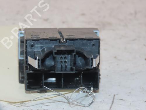 Used Warning switch Warning switch FIAT 500e (332_) Elektro (FA1) (95 hp) 40241856 40241856