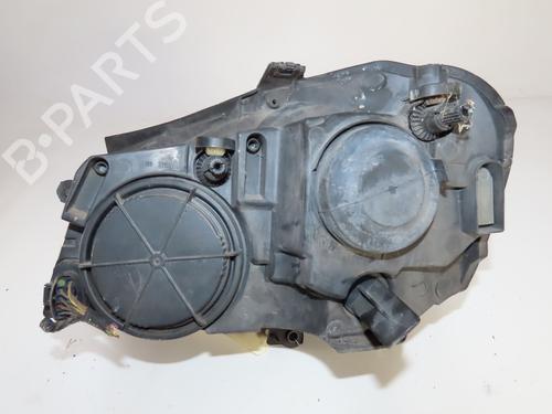 Right headlight VW POLO IV (9N_, 9A_) 1.4 TDI | BP30333323C29