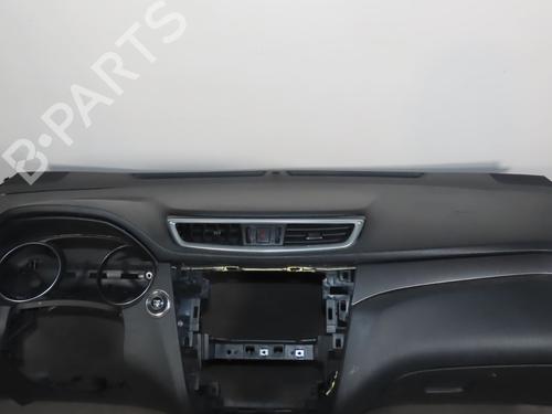 Salpicadero NISSAN QASHQAI II (J11, J11_) 1.2 DIG-T (115 hp) 31935660