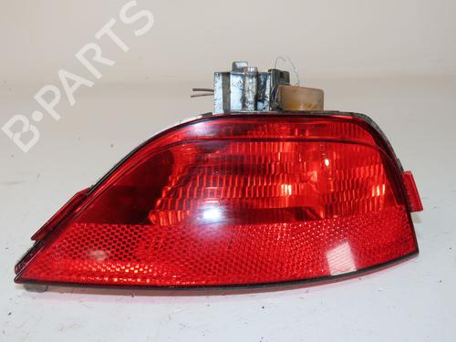 rear-fog-light-renault-megane-iv-hatchback-b9amn_-2015-28445768 main image