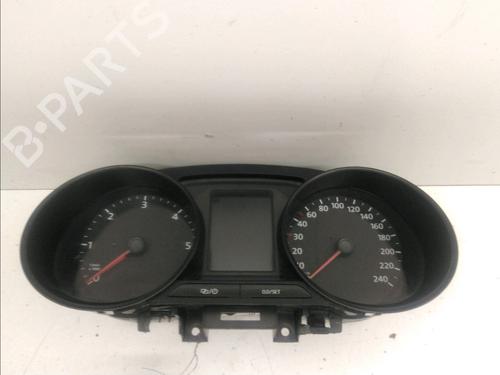 Used Instrument cluster VW POLO V (6R1, 6C1) 1.4 TDI (90 hp) 15547162