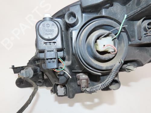 Used Right headlight Right headlight PEUGEOT 107 (PM_, PN_) 1.0 (68 hp) 36244762 36244762