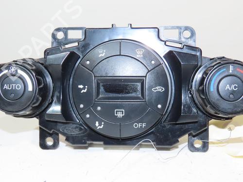 Used Climate control FORD FIESTA VI (CB1, CCN) 1.5 TDCi (75 hp) 24487685