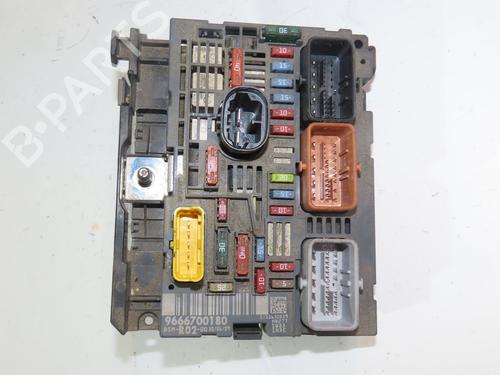 Fuse box PEUGEOT 3008 I MPV (0U_) 1.6 HDi | BP28082326E1 