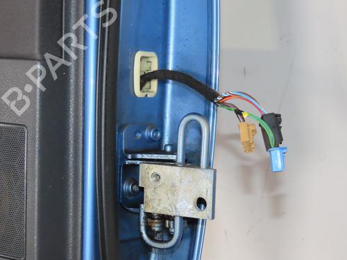 Used Left rear door Left rear door 37276937 37276937