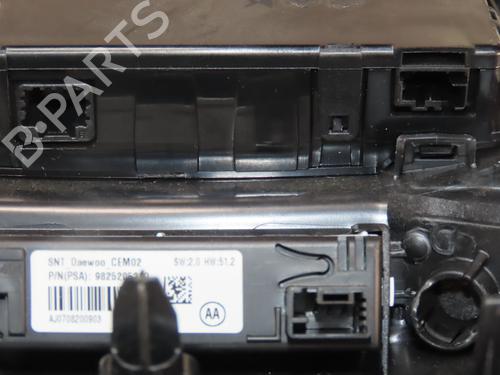 Innerbelysning PEUGEOT 208 II (UB_, UP_, UW_, UJ_) 1.5 BlueHDI 100 (102 hp) 30093254