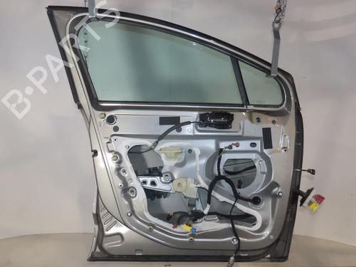 Used Left front door PEUGEOT 3008 I MPV (0U_) 1.6 HDi (114 hp) 26311111