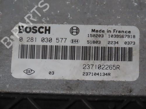 Used Engine control unit (ECU) Engine control unit (ECU) RENAULT MASTER III Van (FV) 2.3 dCi 125 FWD (FV0C, FV0D, FV0G, FV0H, FV0J, FV0K,... (125 hp) 29985399 29985399