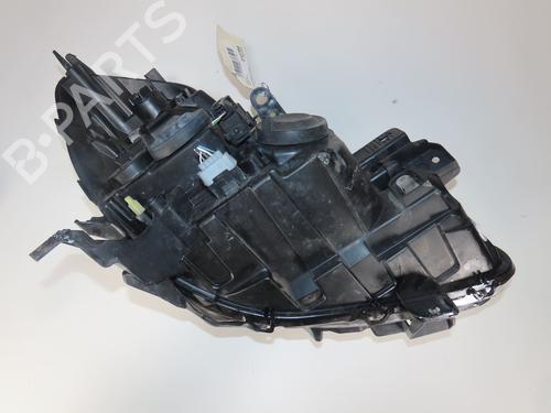 Used Left headlight RENAULT CLIO III (BR0/1, CR0/1) 1.2 16V (BR02, BR0J, BR11, CR02, CR0J, CR11) (75 hp) 30187849