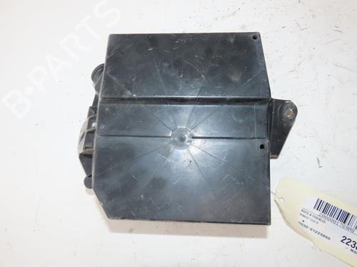 Used Fuse box Fuse box 37597454 37597454
