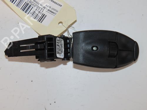 Used Switch PEUGEOT 3008 II SUV (MC_, MR_, MJ_, M4_) 1.6 BlueHDi 120 (120 hp) 28007417