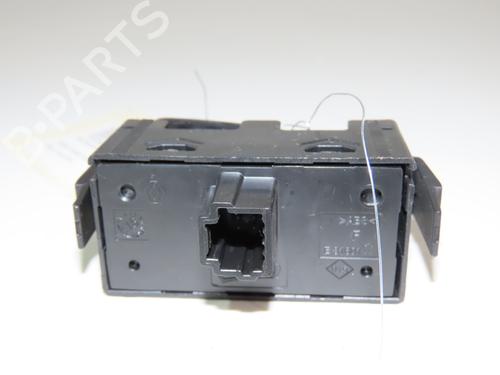 Used Warning switch DACIA LOGAN MCV II TCe 90 (K8M1, K8MA, K8AC) (90 hp) 18732908