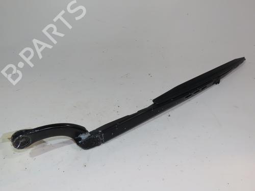 Used Front windshield wiper arm AUDI A4 B6 Avant (8E5) 1.9 TDI (130 hp) 18249249