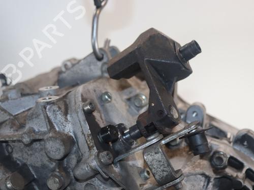 Used Gearbox CHEVROLET CAPTIVA (C100, C140) 2.0 D (126 hp) 32873357