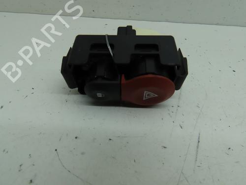 Used Warning switch RENAULT KANGOO / GRAND KANGOO II (KW0/1_) 1.5 dCi 85 (KW0K, KW0L, KW0B) (86 hp) 15842485