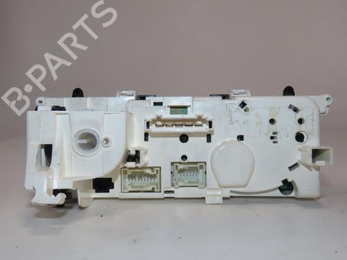 Used Climate control MERCEDES-BENZ B-CLASS Sports Tourer (W245) B 200 CDI (245.208) (140 hp) 32873394