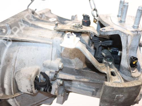 gearbox-ford-fiesta-vii-hj-hf-2017-40204951 main image