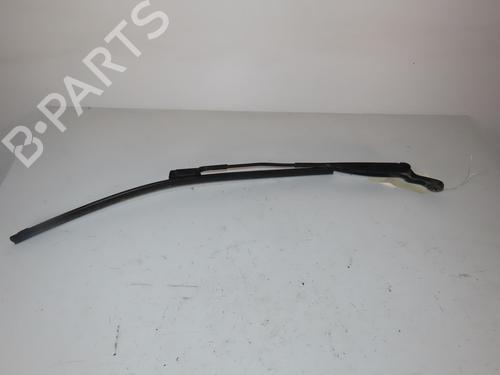 Front windshield wiper arm FIAT 500 (312_) 1.2 (312AXA1A) | BP29929932C143