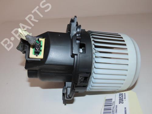 Used Heater blower motor DACIA SANDERO II 1.0 SCe 75 (B8JC, B8JD) (73 hp) 26442633