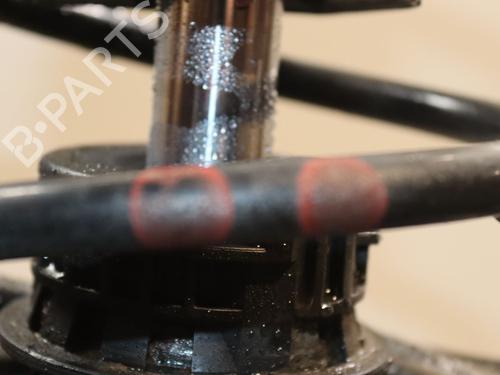 Used Right front shock absorber MERCEDES-BENZ C-CLASS (W204) C 200 CDI (204.007, 204.006) (136 hp) 30630147