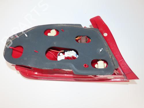 Right taillight PEUGEOT 407 (6D_) 1.6 HDi 110 (6D9HZC, 6D9HYC) | BP31119839C35
