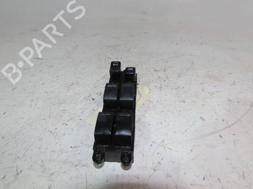 Used Left front window switch NISSAN X-TRAIL I (T30) 2.2 dCi 4x4 (136 hp) 19319905