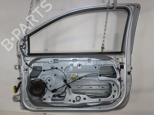 Used Right front door Right front door 38256927 38256927