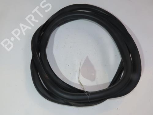Used Rubber door seal CHEVROLET AVEO Hatchback (T300) 1.6 (116 hp) 28105562