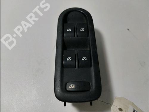 Used Left front window switch Left front window switch RENAULT SCÉNIC II (JM0/1_) 1.9 dCi (125 hp) 10686077 10686077