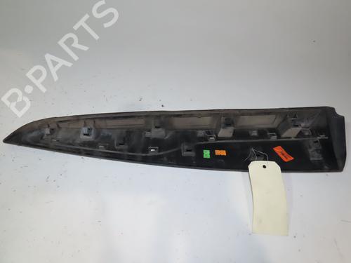 Used Door moulding trim RENAULT CLIO IV Grandtour (KH_) 1.5 dCi 90 (KHN3, KHN4) (90 hp) 24489062