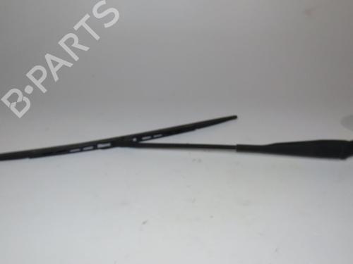 Used Front windshield wiper arm DACIA SANDERO 1.4 MPI LPG (72 hp) 23165457