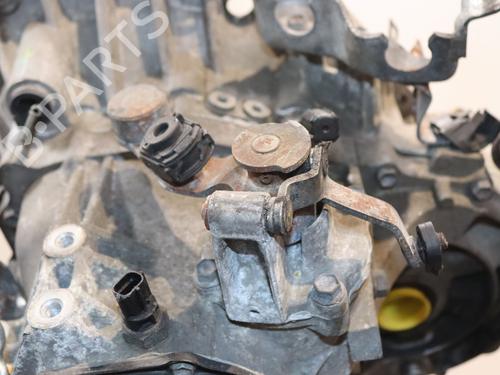 Used Gearbox SUZUKI SWIFT III (MZ, EZ) 1.3 DDiS (RS413D) (75 hp) 12564446