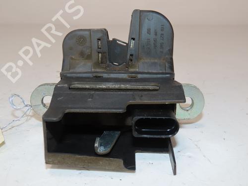 Used Tailgate lock VW TOURAN (1T1, 1T2) 1.9 TDI (105 hp) 31055508