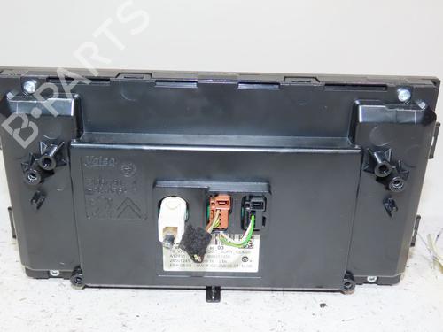 Used Display monitor Display monitor PEUGEOT 308 II (LB_, LP_, LW_, LH_, L3_) 1.6 HDi / BlueHDi 115 (115 hp) 24323423 24323423