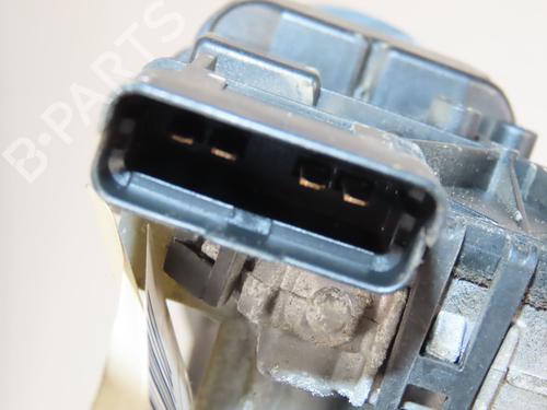 Used Front wiper motor Front wiper motor RENAULT WIND (E4M_) 1.2 (E4MF) (101 hp) 33401211 33401211