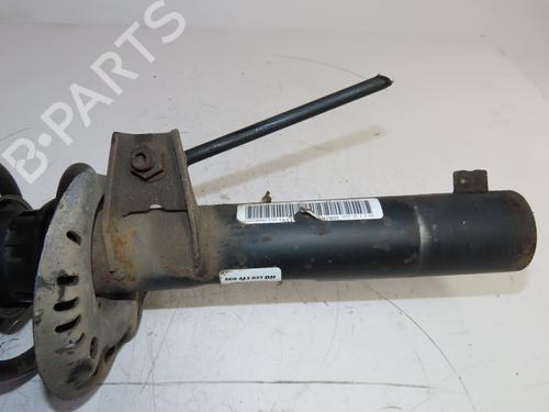Used Right front shock absorber Right front shock absorber VW BEETLE Convertible (5C7, 5C8) 2.0 TSI (210 hp) 33947338 33947338