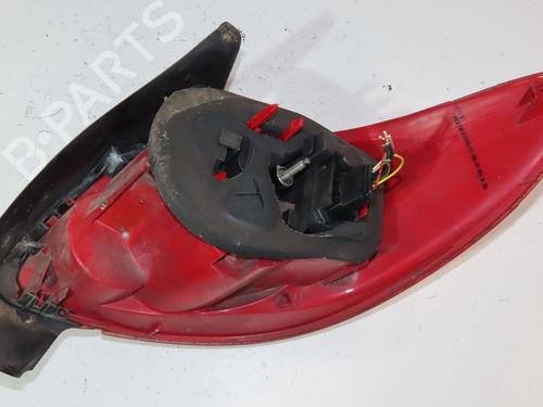 Used Left taillight PEUGEOT 206+ (2L_, 2M_) 1.4 i (2LKFWA, 2MKFWA) (75 hp) 29293981