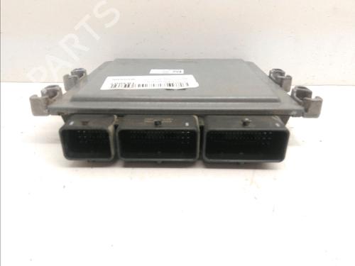 Used Engine control unit (ECU) RENAULT KADJAR (HA_, HL_) 1.5 dCi 110 (HLA3) (110 hp) 15089643