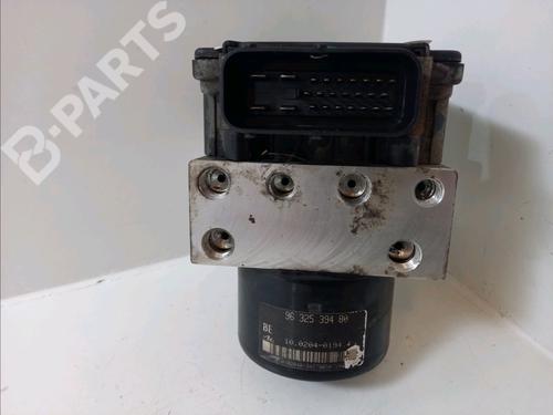 Used ABS pump PEUGEOT 206 Hatchback (2A/C) 1.4 i (75 hp) 9024406