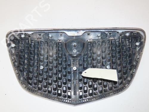 Used Grille Grille LANCIA YPSILON (843_) 1.2 (843.AXA1A) (60 hp) 36543958 36543958