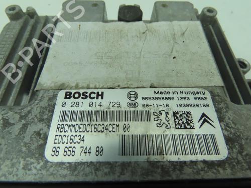 Used Engine control unit (ECU) PEUGEOT 3008 I MPV (0U_) 1.6 HDi (109 hp) 16084310