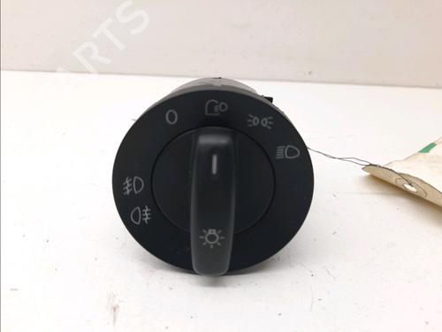 Used Headlight switch VW TOURAN (1T1, 1T2) 2.0 TDI (140 hp) 23161025