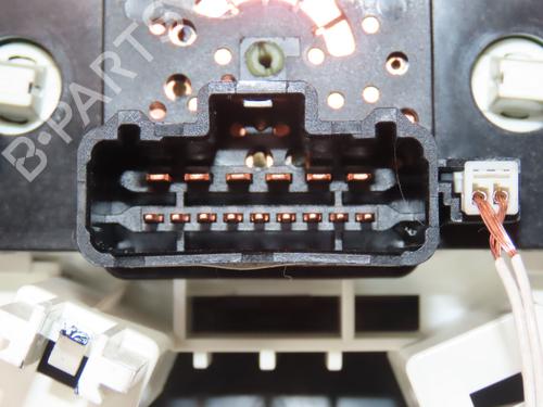 Climate control RENAULT TWINGO III (BCM_, BCA_) 1.0 SCe 65 (BCMJ) | BP37083766I5 - Image 4