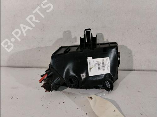 Fuse box VW TOURAN (5T1) 2.0 TDI | BP36485413E1 - Image 2
